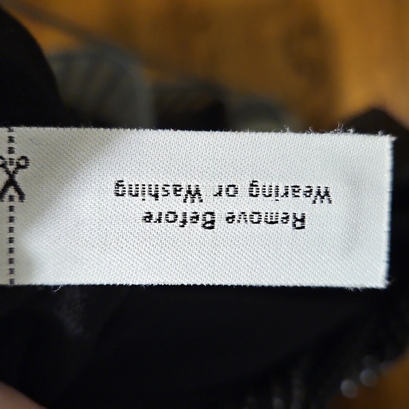 Madewell 100% Silk (Front) Black & White Heart Print Blouse Shirt Size Small - Picture 6 of 6